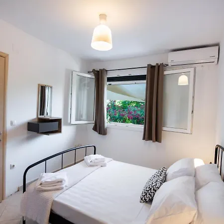 Sofoklis House With A Private Veranda * Lefkada City